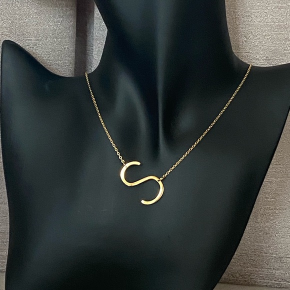 SAVVY CIE JEWELS 14K Gold Plated Initial Necklace – Letter S - Picture 3 of 7